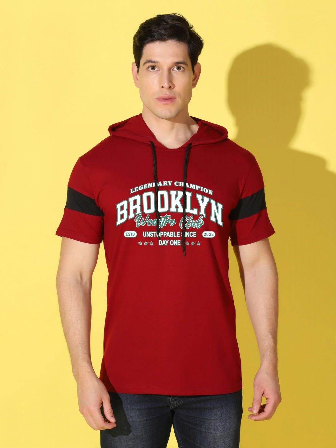 WOOSTRO Men Typography Printed Hooded Slim Fit T-shirt