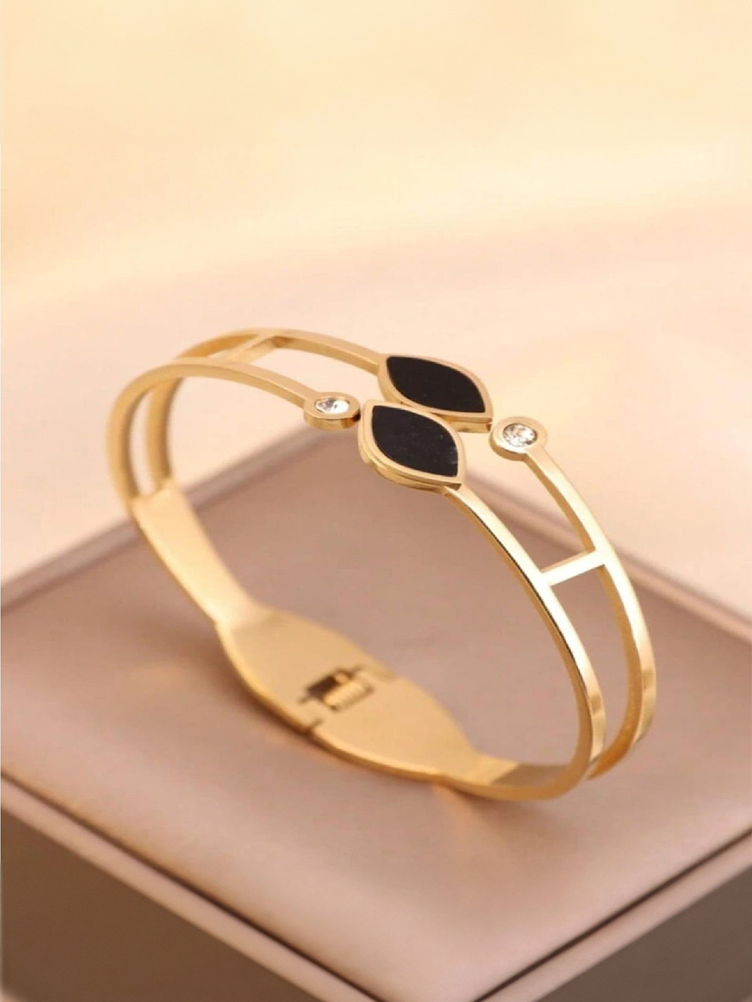 Crazy Fashion Unisex Gold-Plated Cubic Zirconia Studded Bangle-Style Bracelet