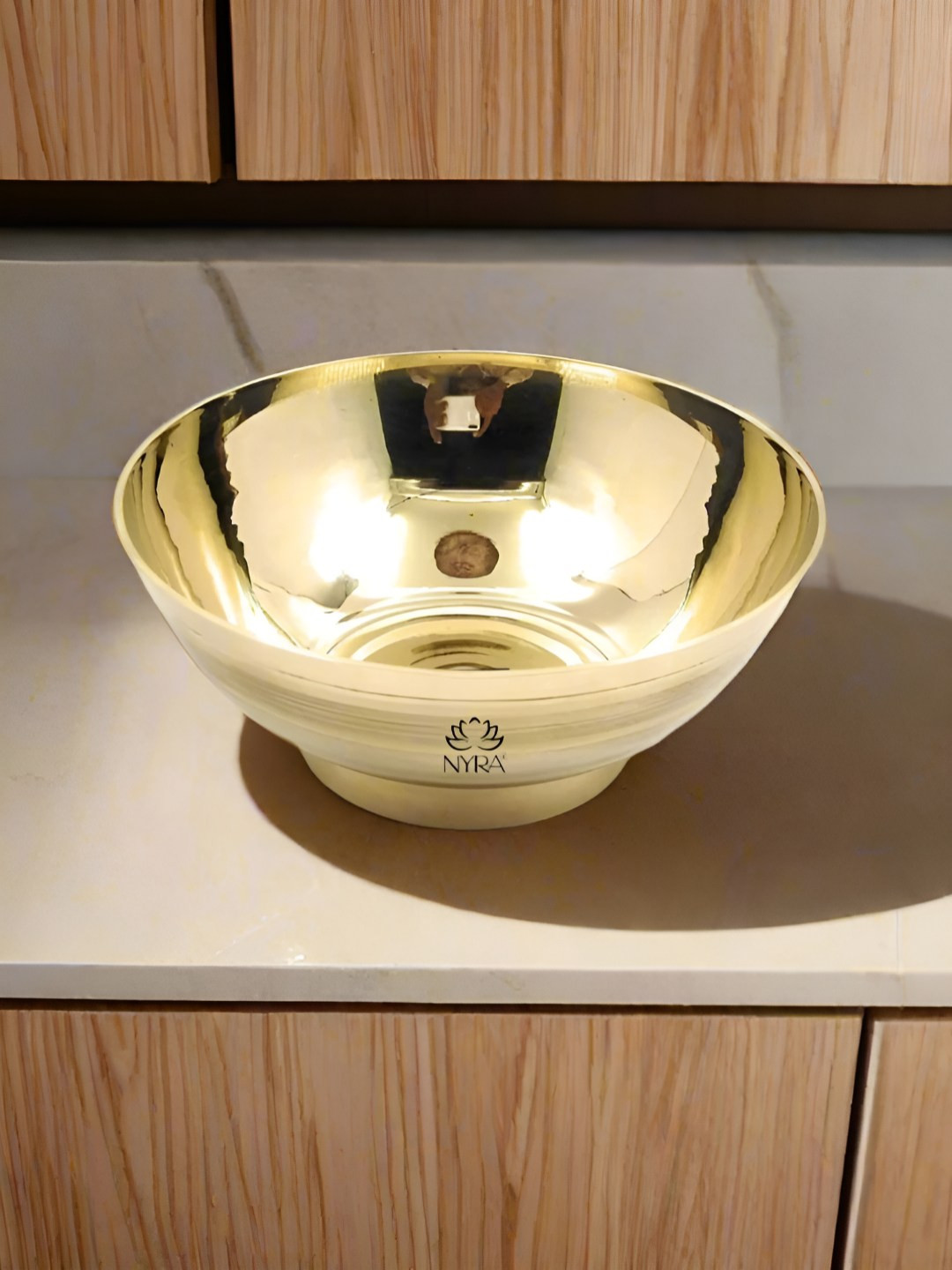 Nyra Kitchenware Gold-Toned Brass Dishwasher Safe Serving Bowl 700ml