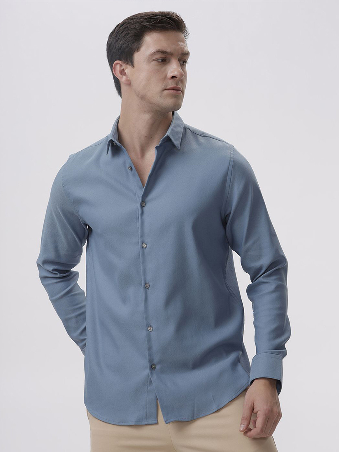 The Collection Men's Solid  Slim Fit Full Sleeves Casual Shirt