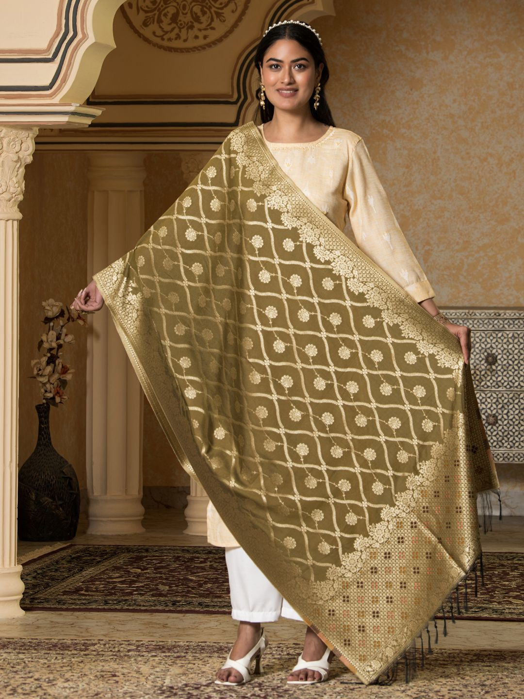 SAHASIKA Ethnic Motifs Woven Design Dupatta With Zari