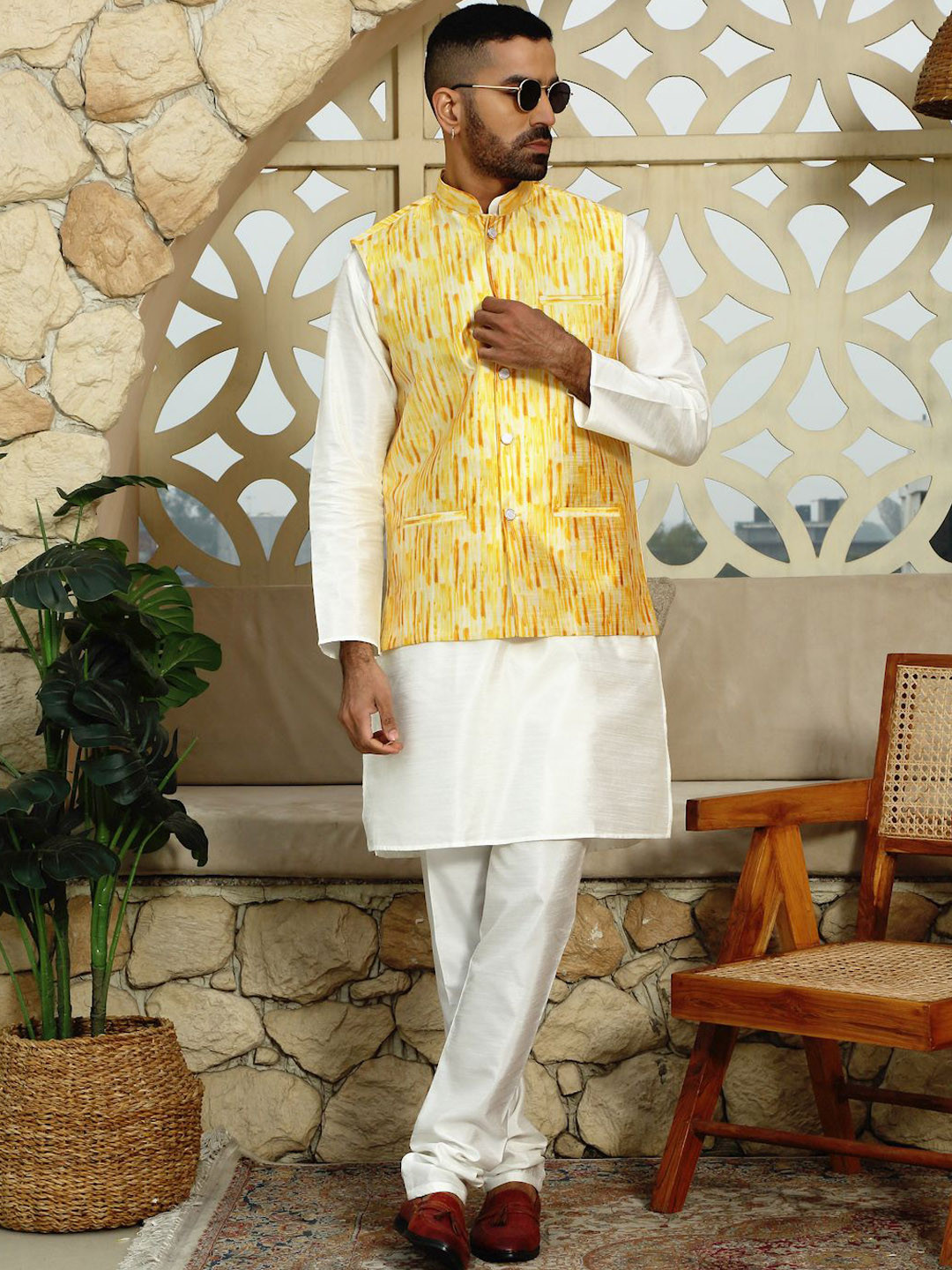 KRAFT INDIA Mandarin Collar Straight Kurta with Churidar & Tie-Dye Nehru Jacket