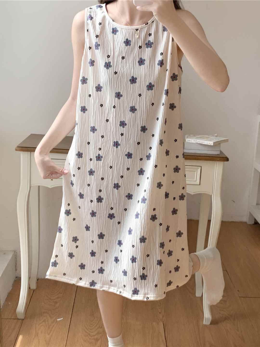 CrossKulture Women Floral Printed Shift Dress