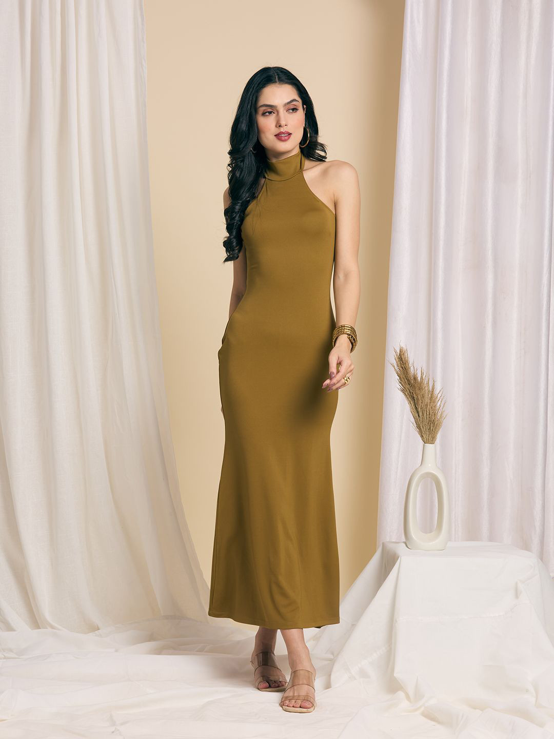 VALEN CLUB Solid Mock Neck Sleeveless Maxi Dress