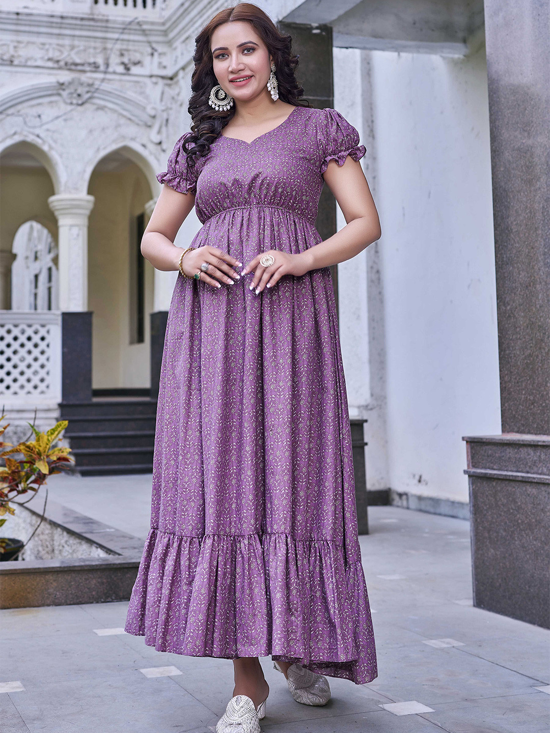 ODD BY chansi TRENDZ Floral Print Sweetheart Neck  Puff Sleeve Empire Midi Dress