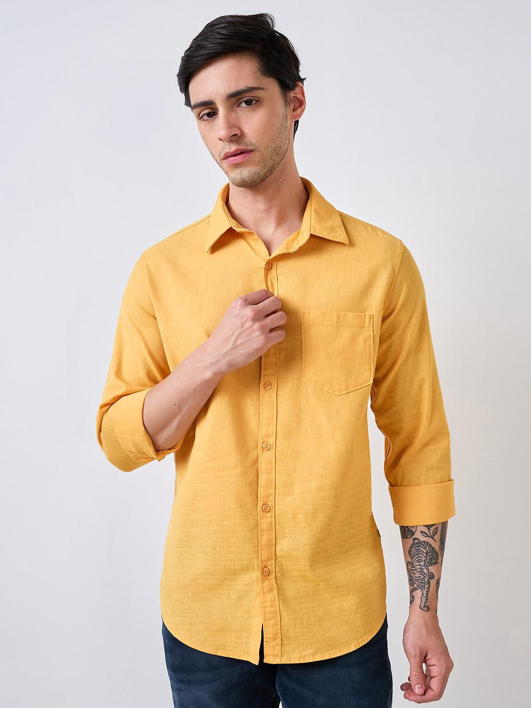SPYKAR Men Slim Fit Opaque Casual Shirt