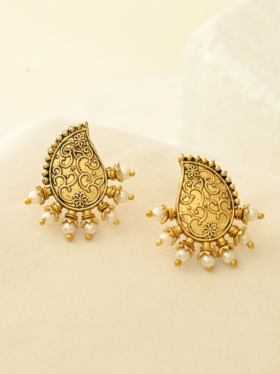 DASTOOR Gold-Plated Artificial Beads Beaded Mango Motfis Studs