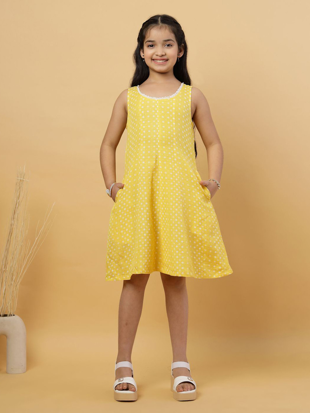 BAESD Girls Floral Printed Round Neck Sleeveless Shift Dress