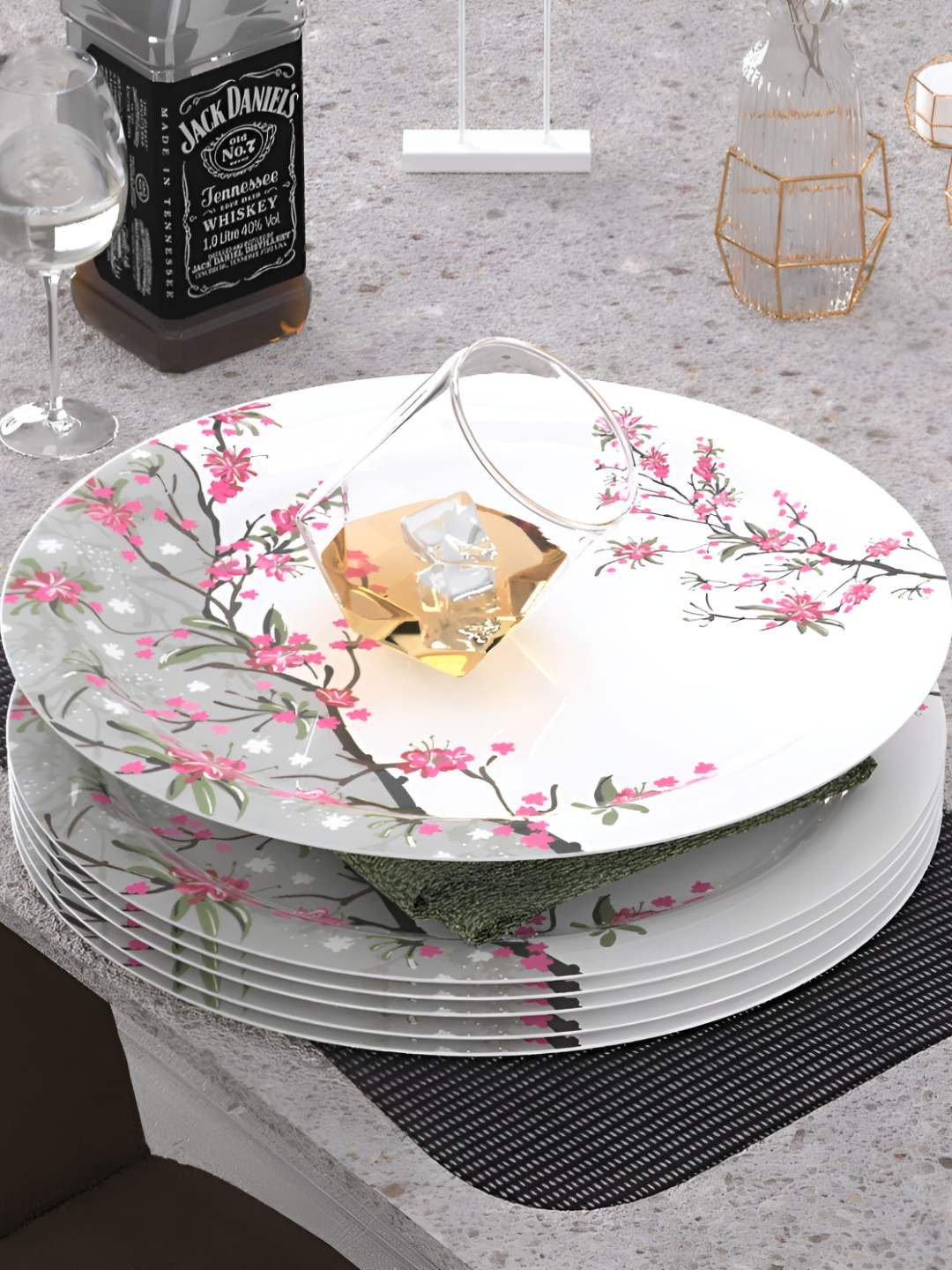 Castleite White & Pink 6 Pieces Melamine Plates