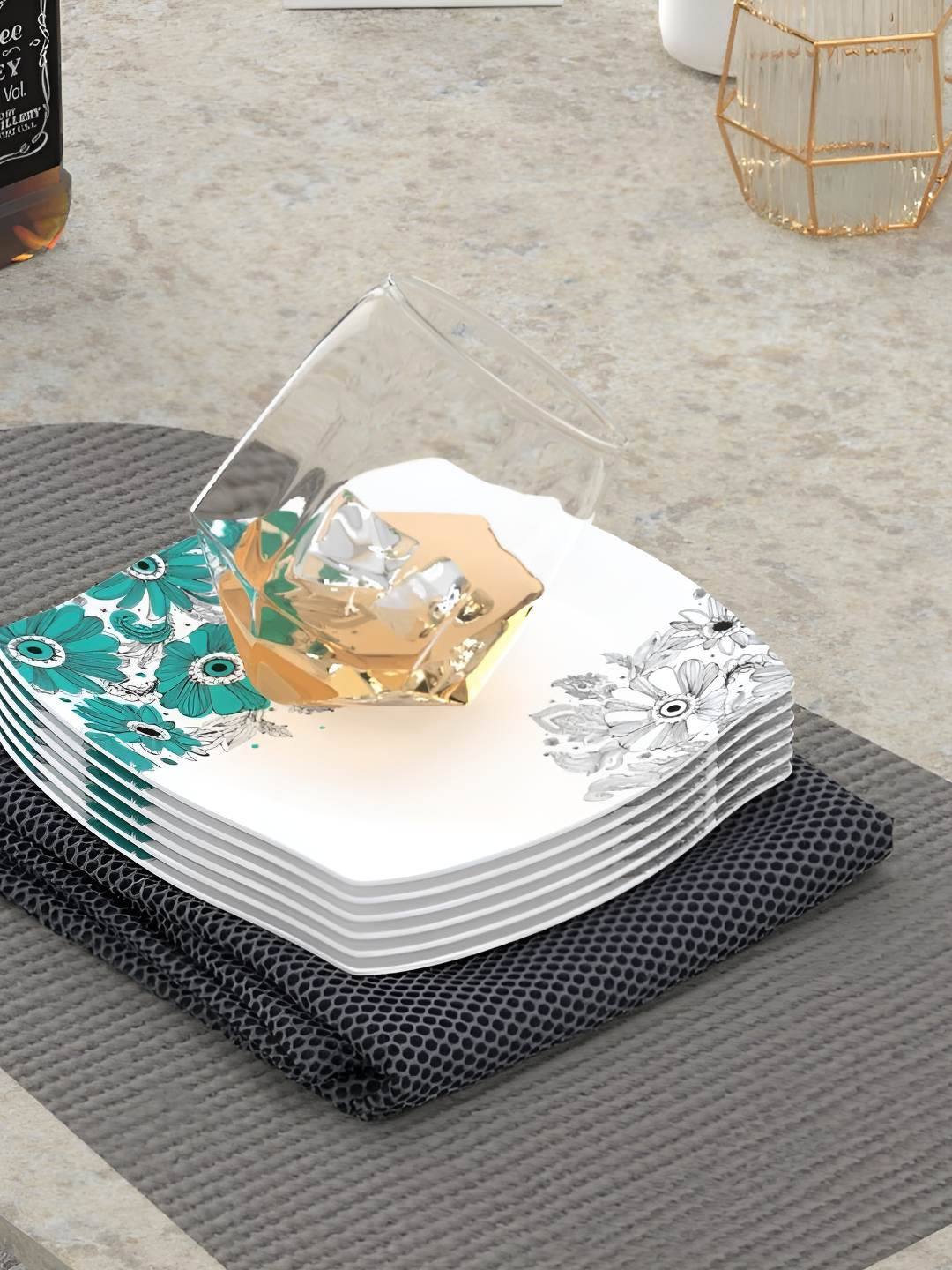 Castleite White & Blue 6 Pieces Melamine Plates