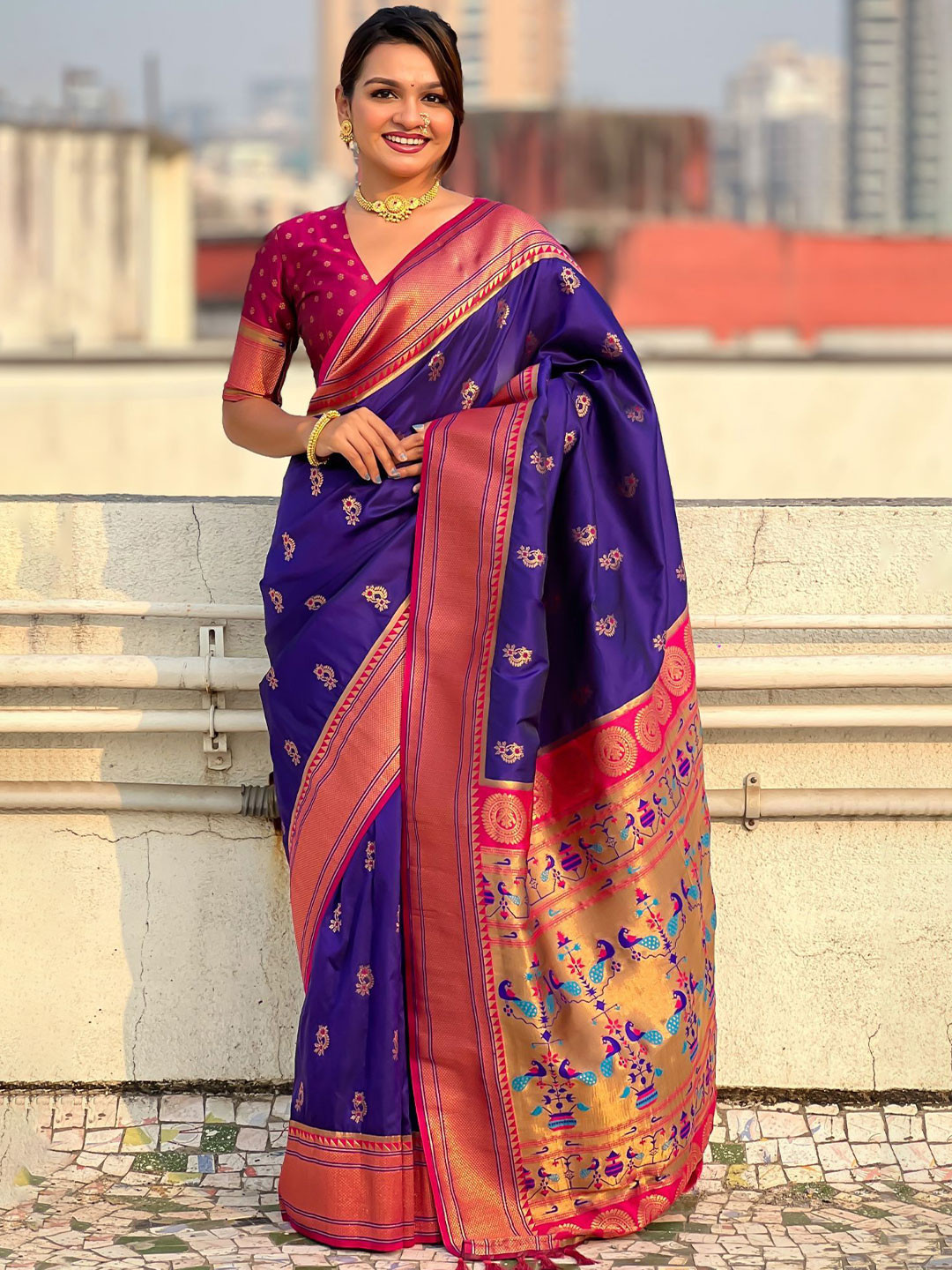 SGF11 Floral  Handloom Kanjeevaram Saree