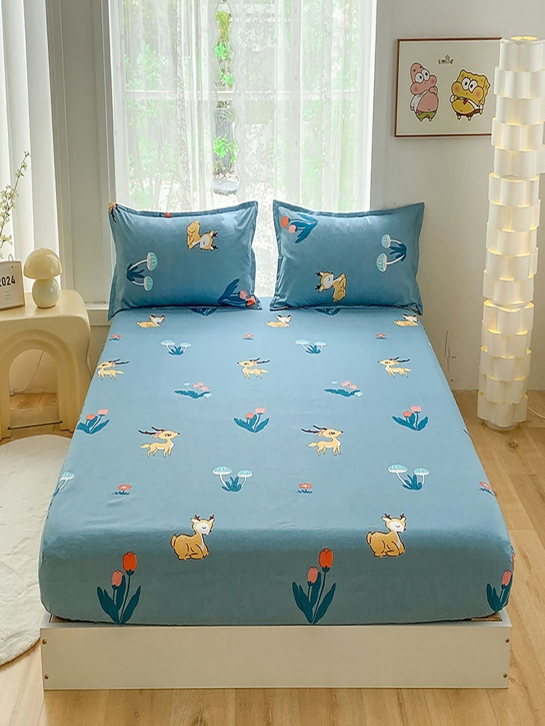 JC HOME Blue & Red Printed 140 TC Fitted Queen Bedsheet Set- 1.5 m x 2.0 m