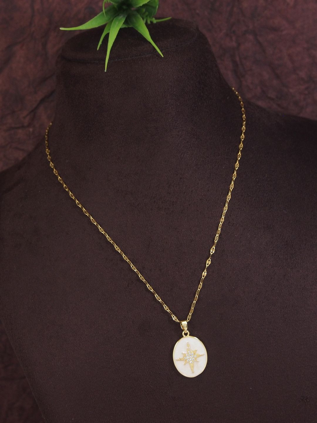 V FASHION JEWELLERY Gold-Plated Cubic Zirconia & Oval-Charm Pendant With Chain