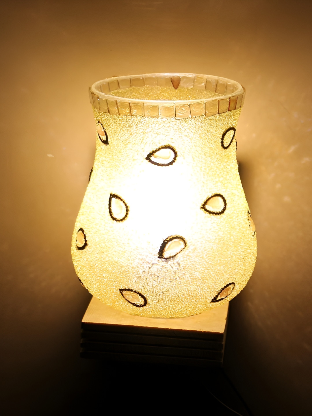 KINIS Beige and Gold-Toned Textured Wooden Bell Shaped Wall Lamp