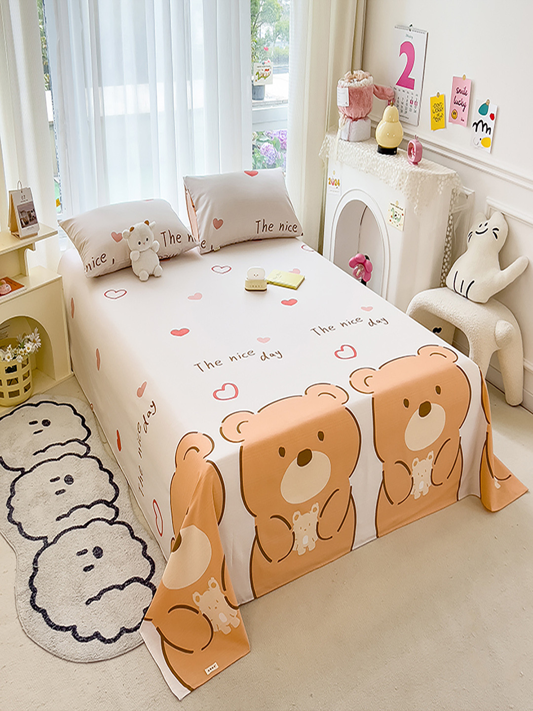 JC HOME White Conversational Polycotton Skin-Friendly 140 TC Single Bedsheet with a Pillow Cover-274 x 274 cm