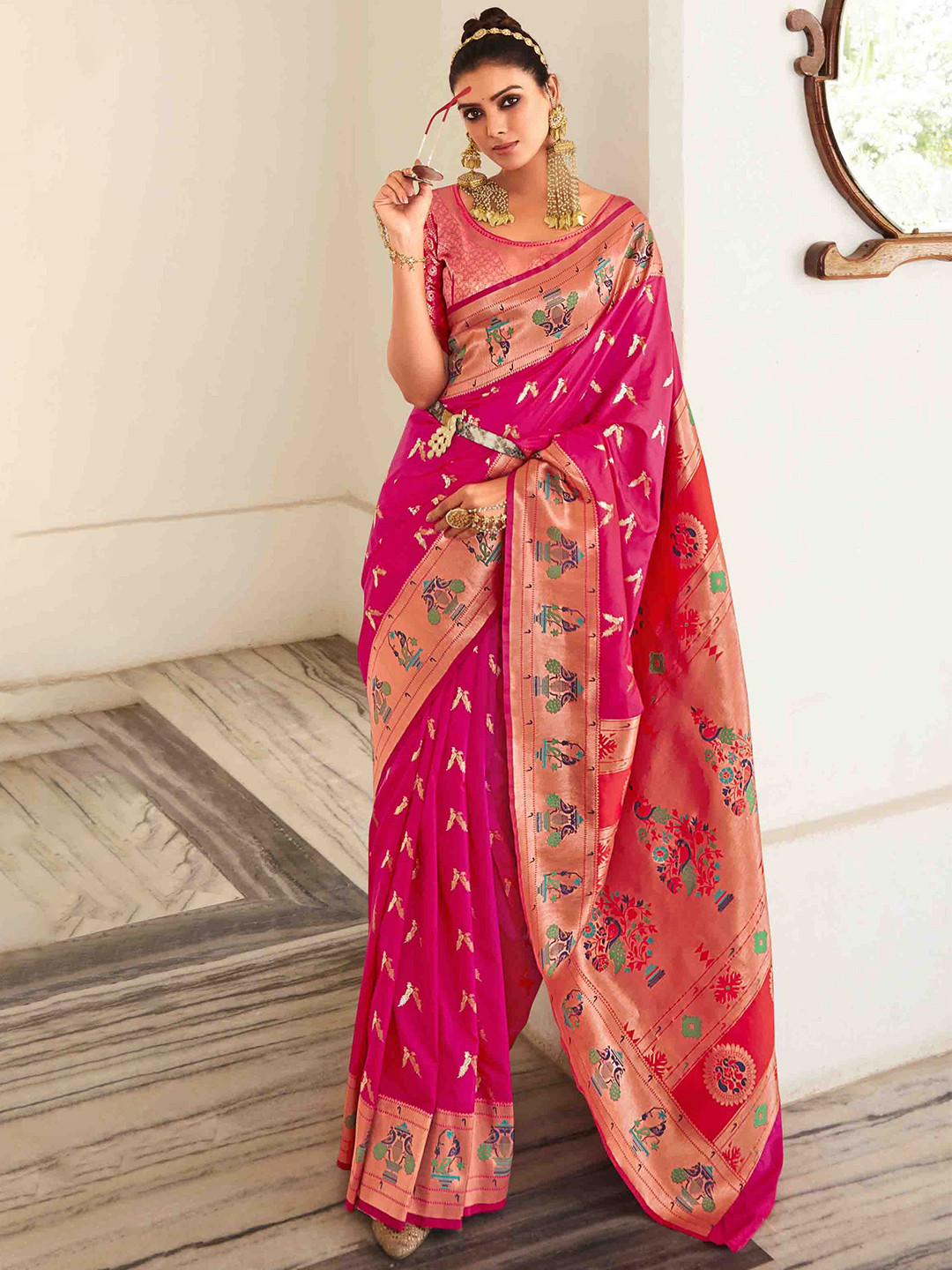 Blissta Woven Design Zari Pure Georgette Handloom Paithani Saree