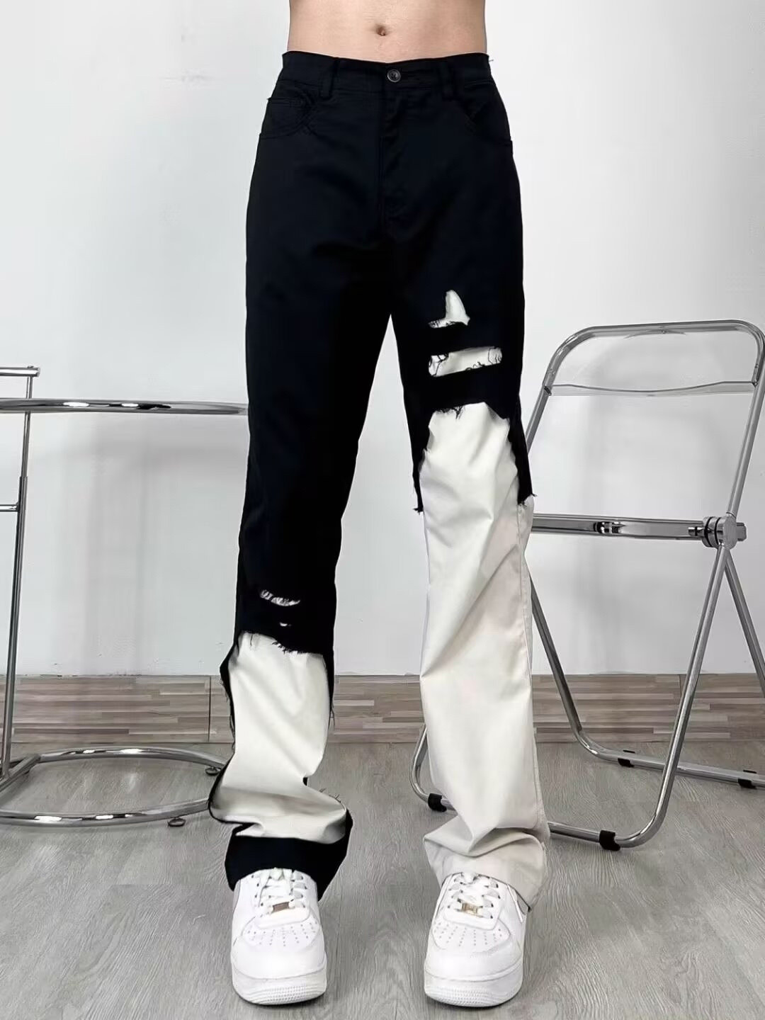 StyleCast Men Colourblocked Highly Distressed Slim Fit Jeans