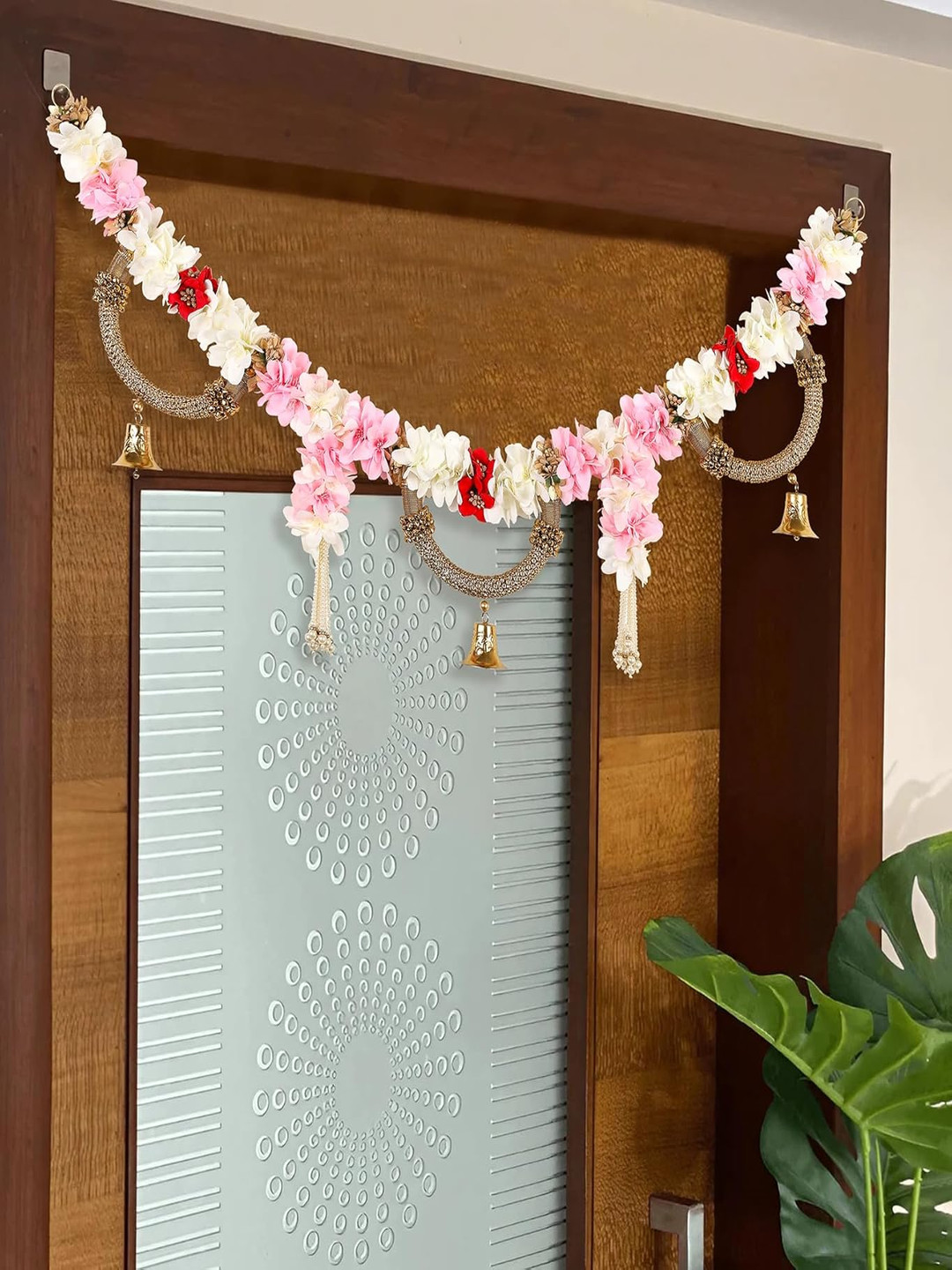 THE HOME CO. Pink & White Textured Metal Scalp Toran Festive Decor