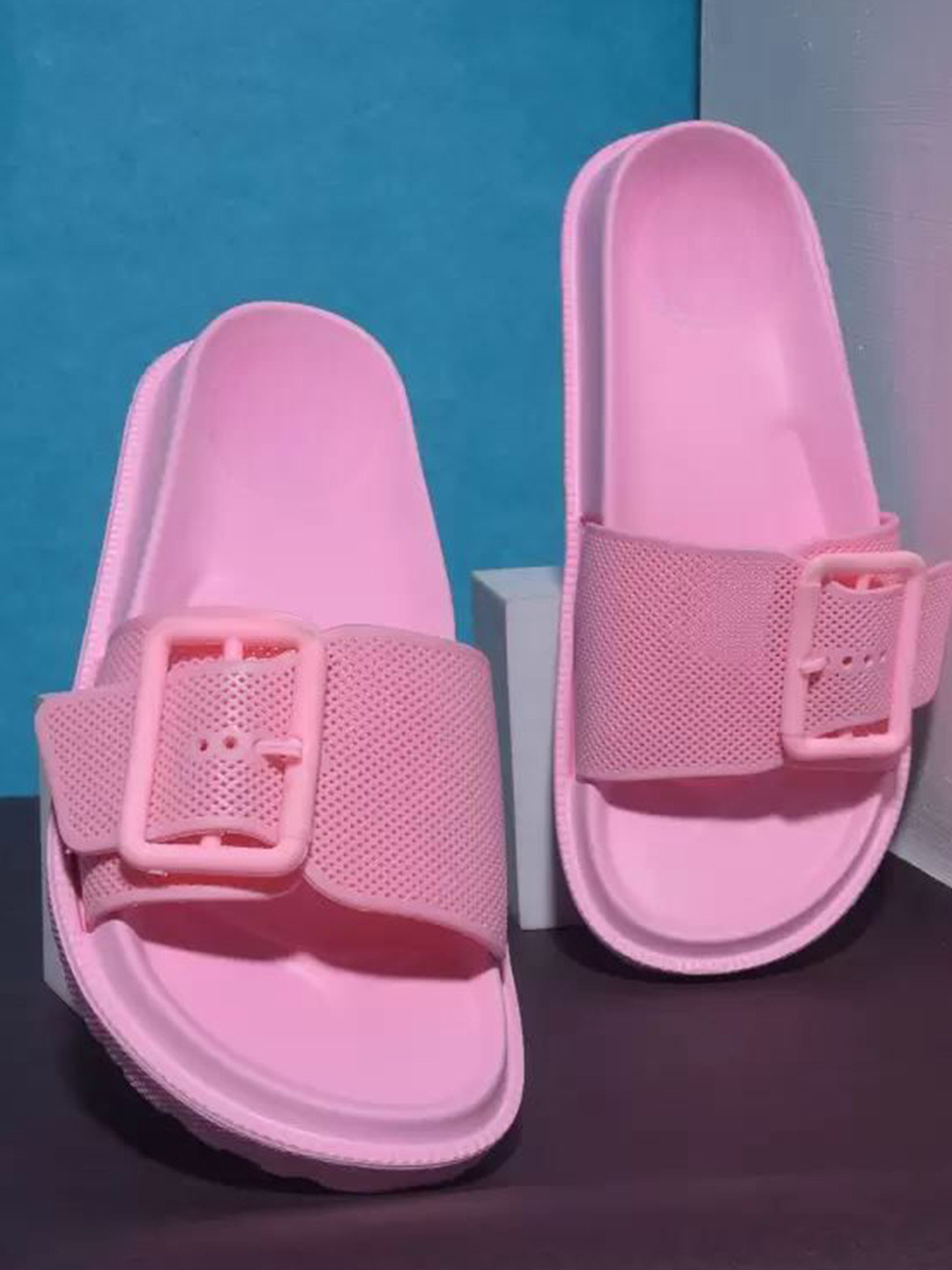 Merino carlo Women Sliders With Buckle Detailed