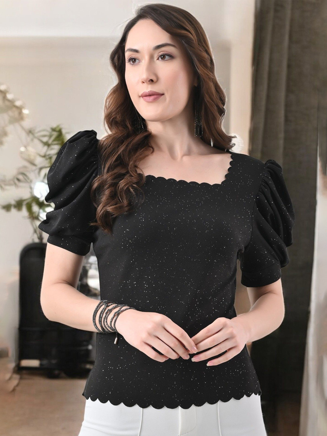 ZEUGEN Black Square Neck Crop Top For Women