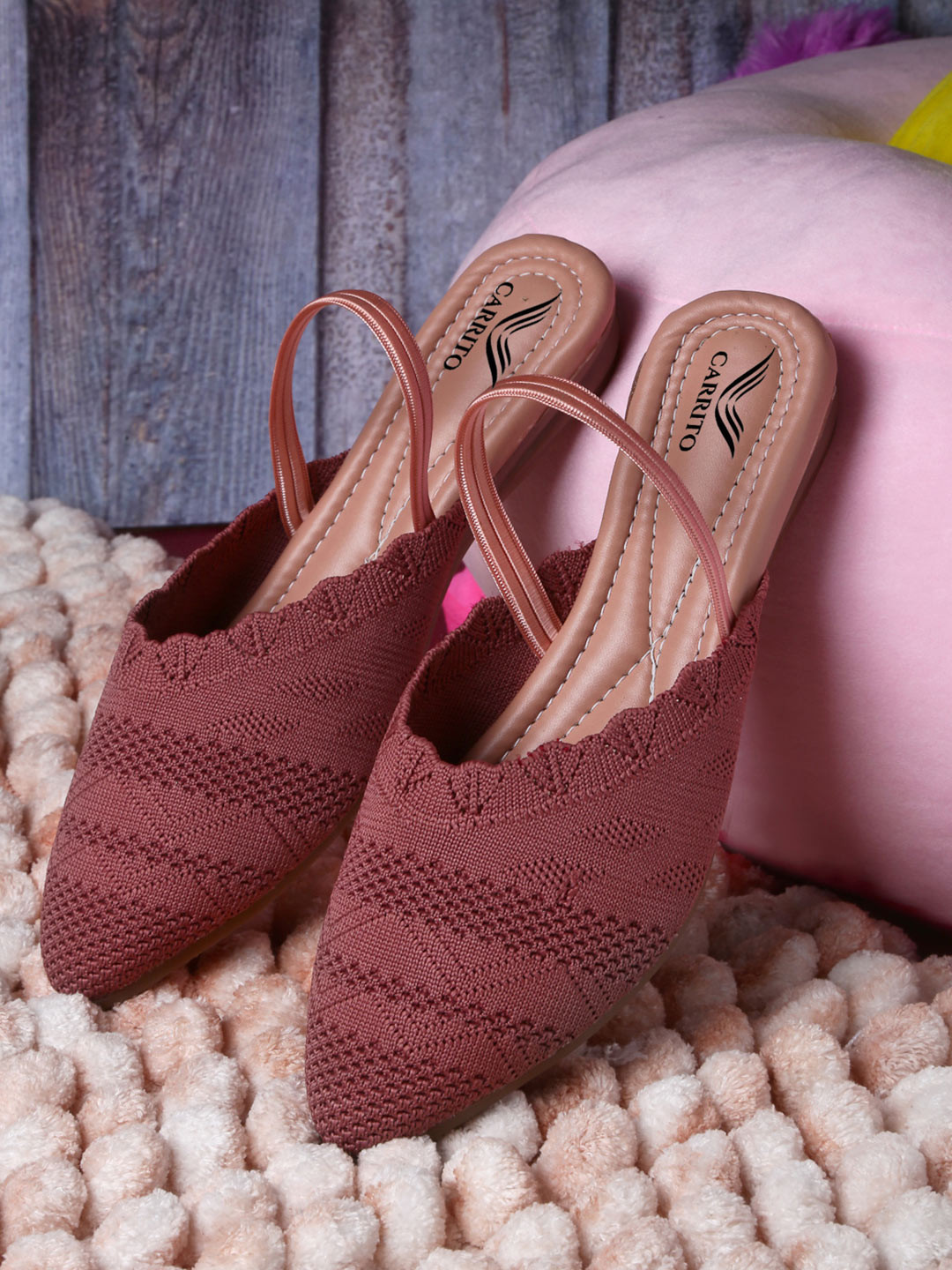 carrito Women Pointed Toe Flats