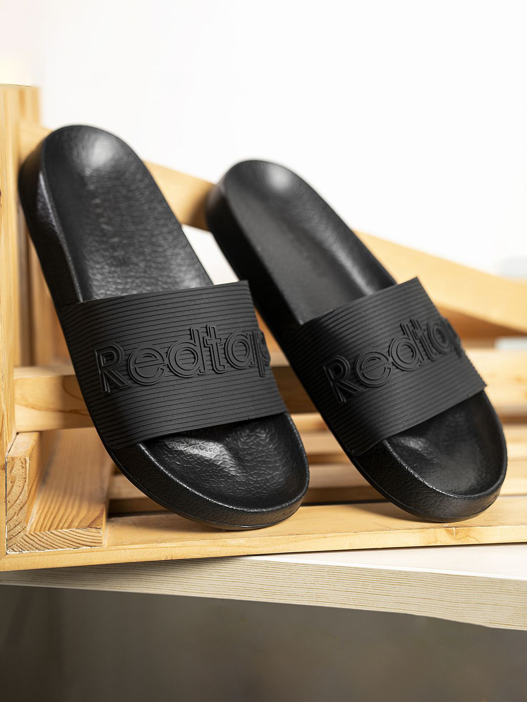 Red Tape Men Sliders