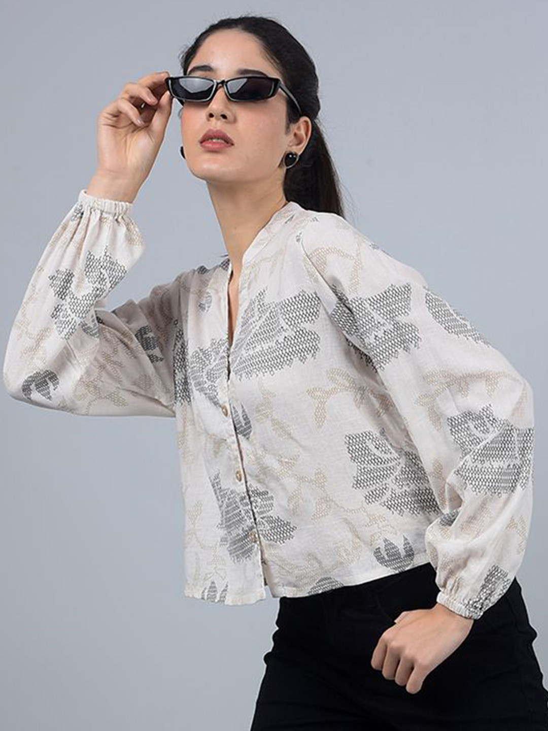 Crimsoune Club Women Boxy Fit Mandarin Collar Floral Printed Cotton Casual Shirt