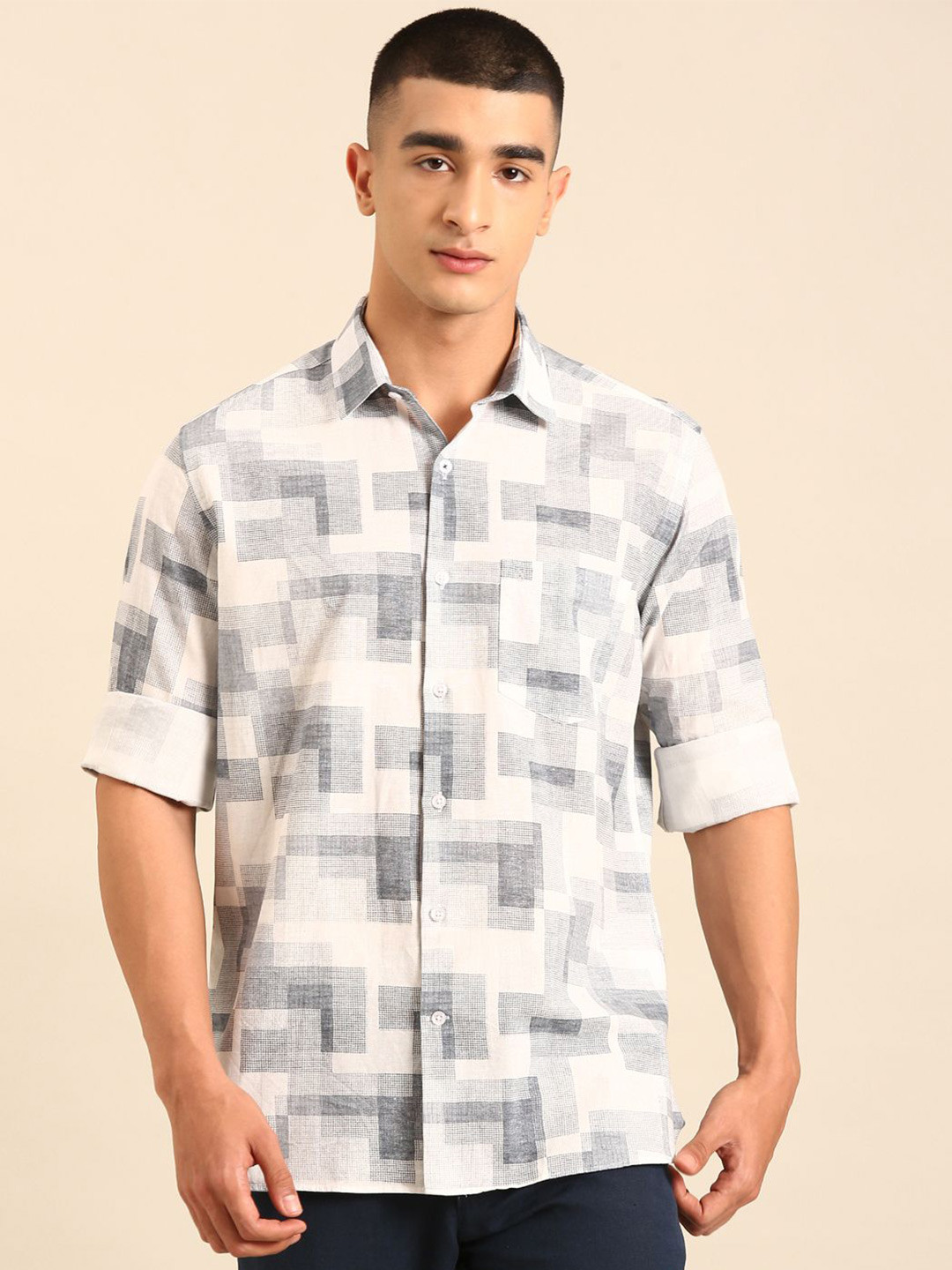 CAVALLO by Linen Club Men Geometric Printed Linen Contemporary Slim Fit Casual Shirts