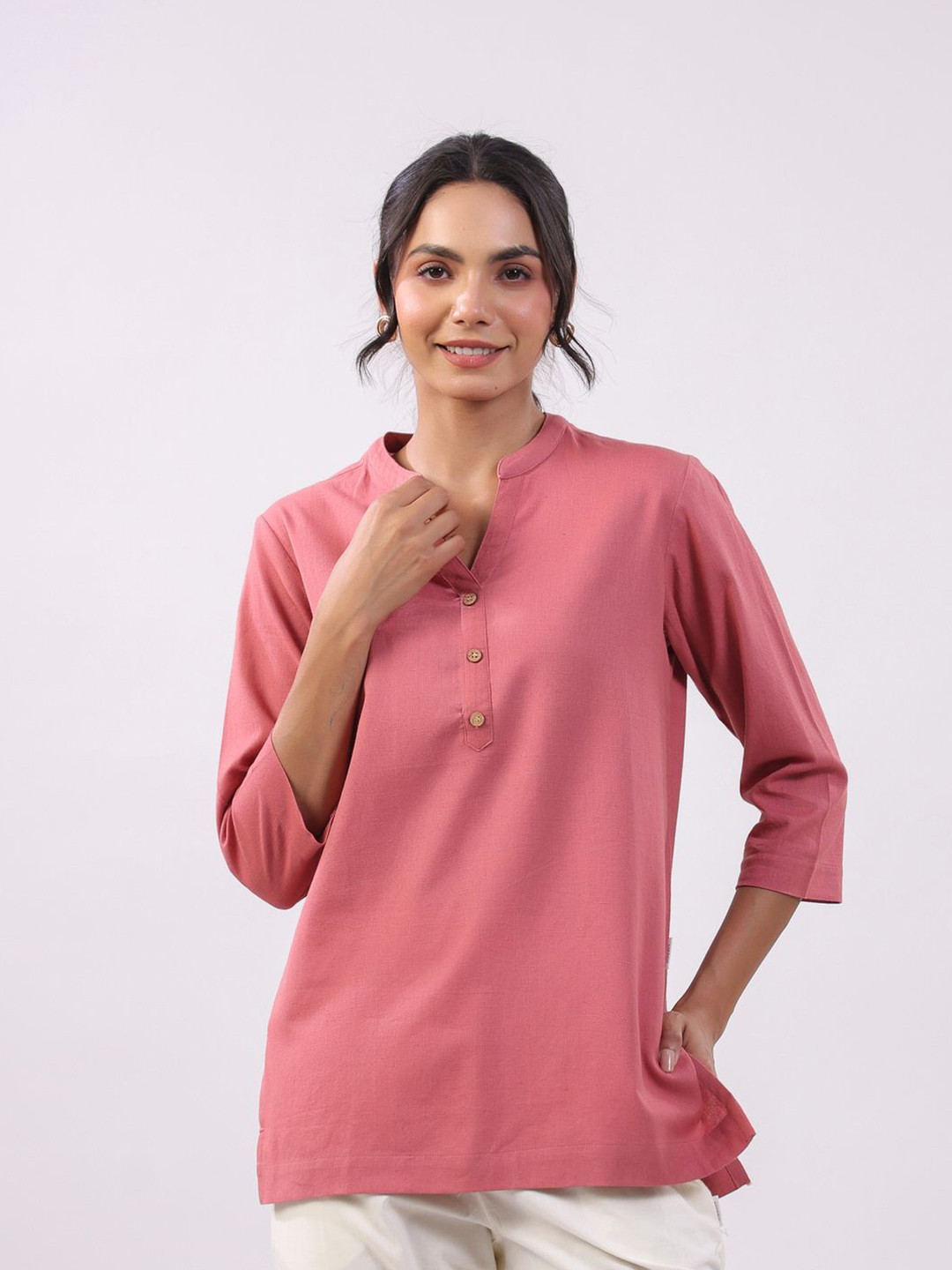 JISORA Women Peach Solid Cotton Collar Top