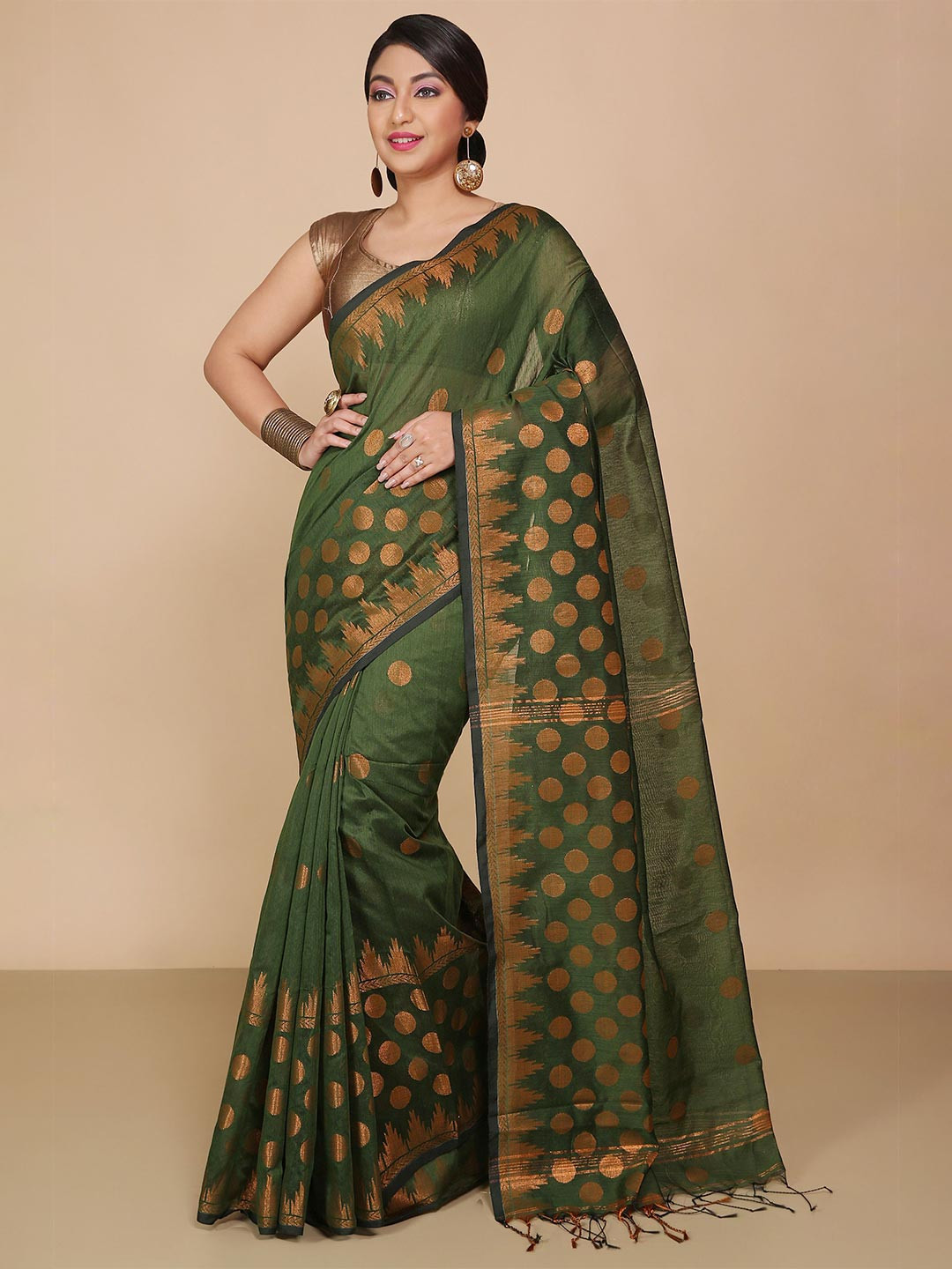 BENGAL HANDLOOM Woven Design Zari Taant Saree With Unstitched Blouse Piece