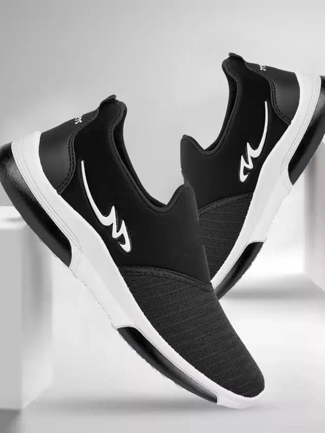 PENNEN Men Running Non-Marking Slip-On Shoes