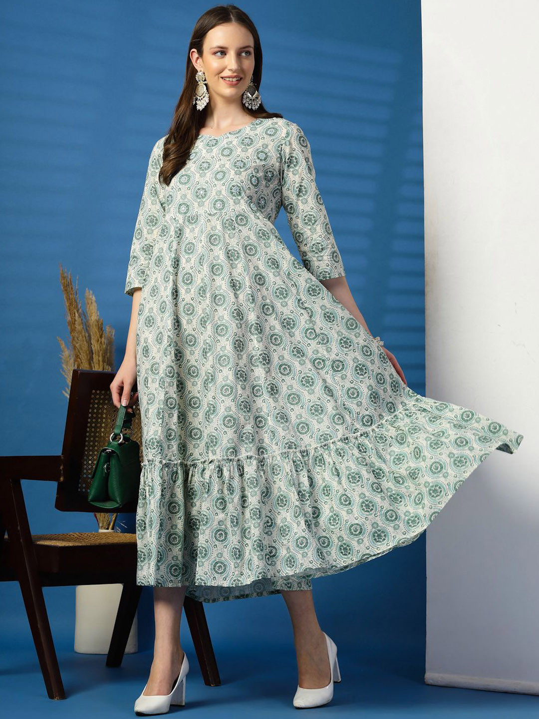 Ramas Floral Printed Notch Neck Sequinned Panelled Anarkali Cotton Kurta
