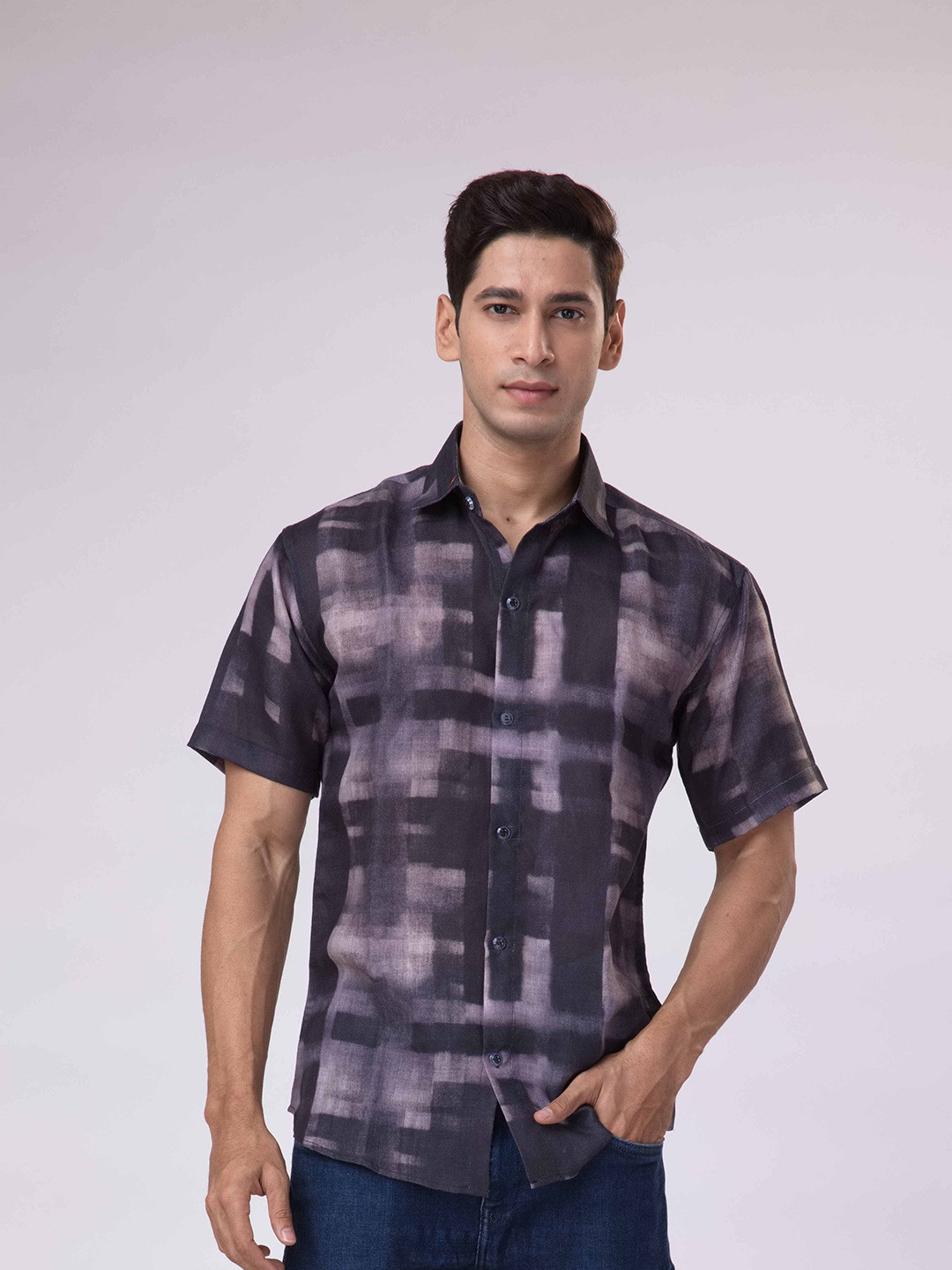 Big Bunny Men Custom Fit Spread Collar Abstract Printed Linen Casual Shirt