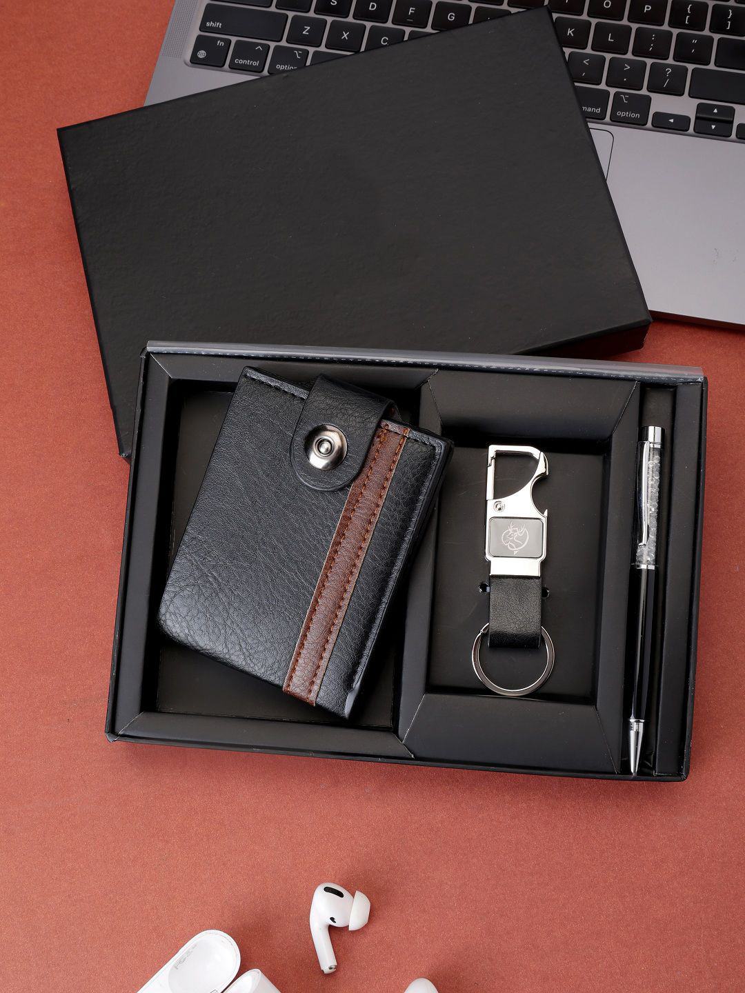 SAZARA Men Accessory Gift Set of Wallet, Card Holder, Keychain