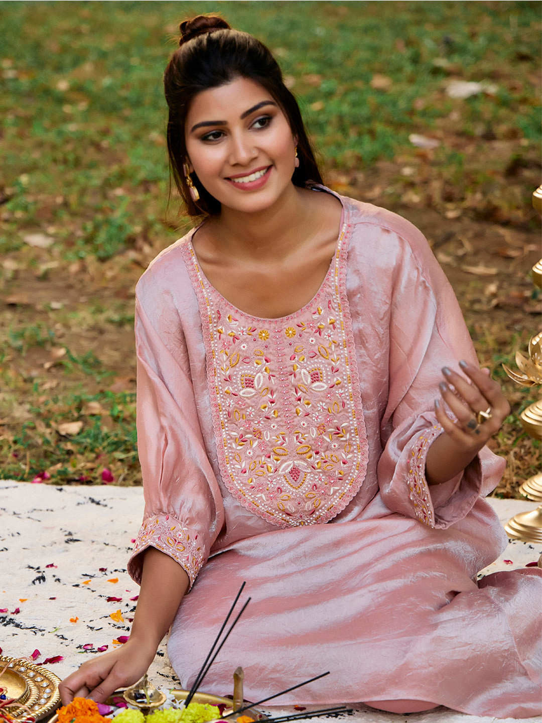Jaipur Kurti Floral Embroidered Kaftan And Trousers