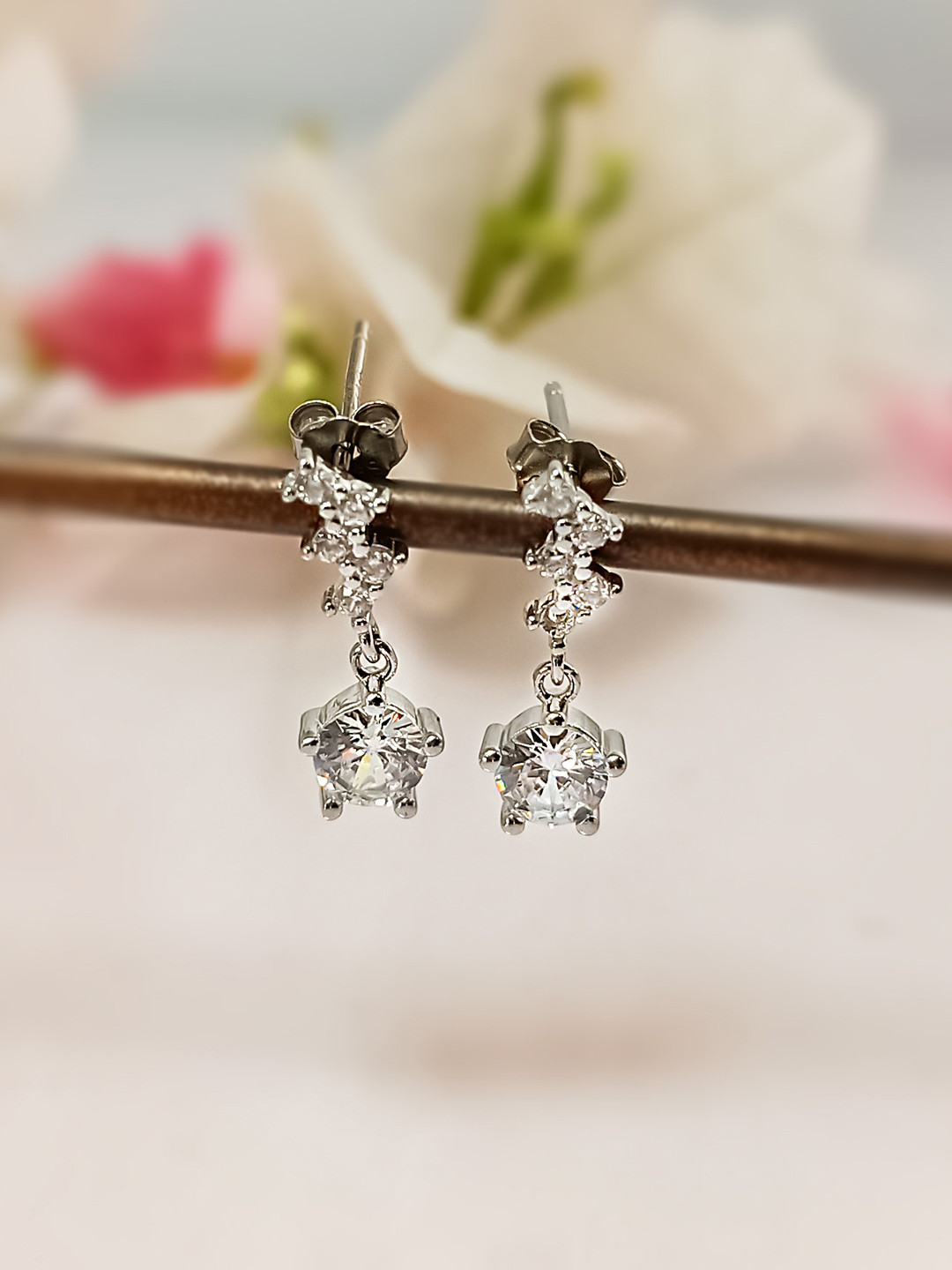 925 Sterling Silver Cubic Zirconia Studded Round Shaped Drop Earrings