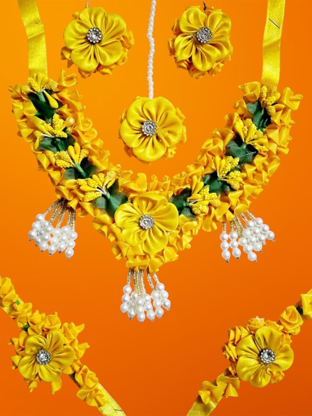 FASTER INTERNATIONAL Pearls Floral Haldi Jewellery Set