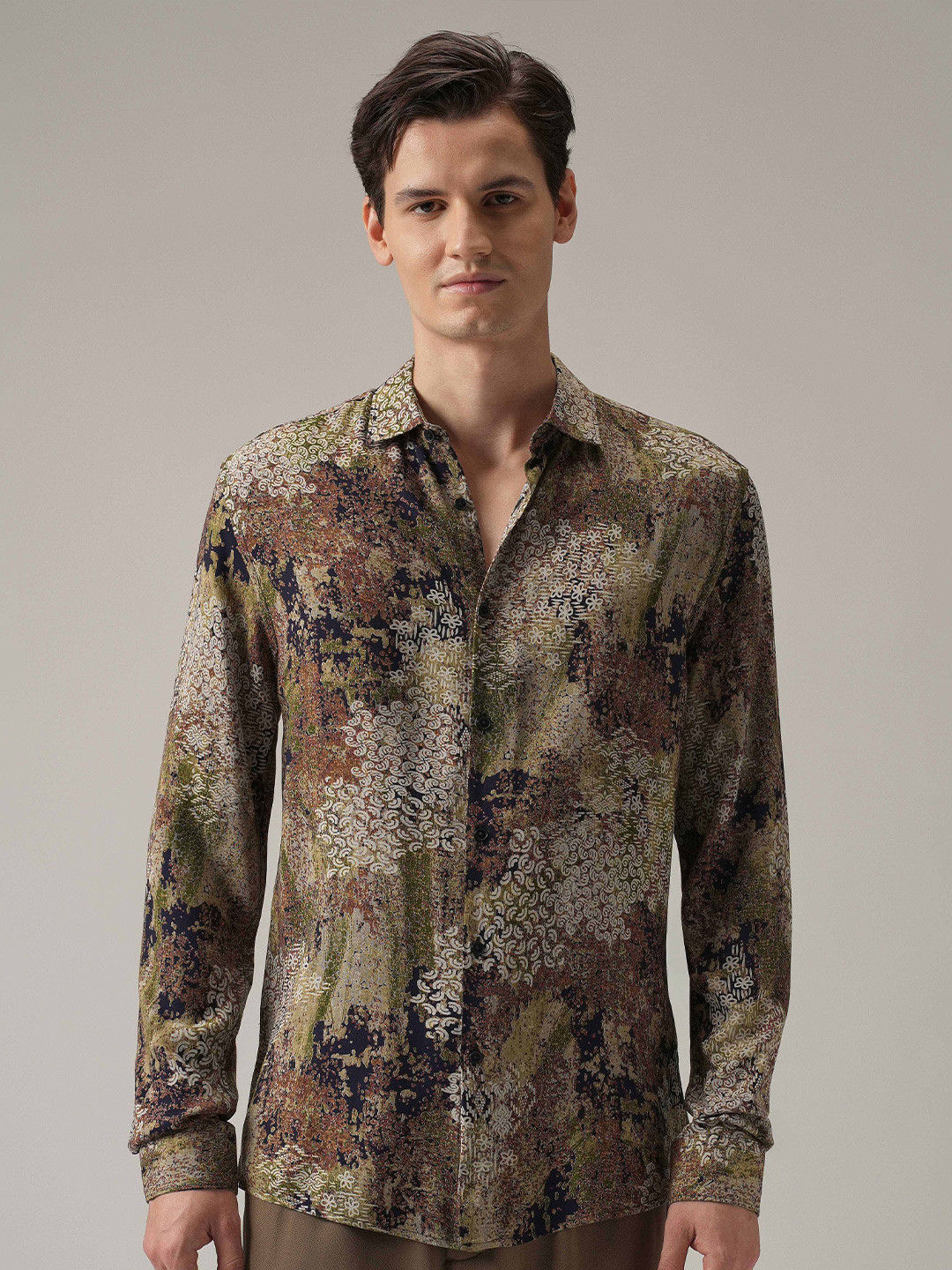 Banana Club Men Earthen Camo Print Feather Shirt