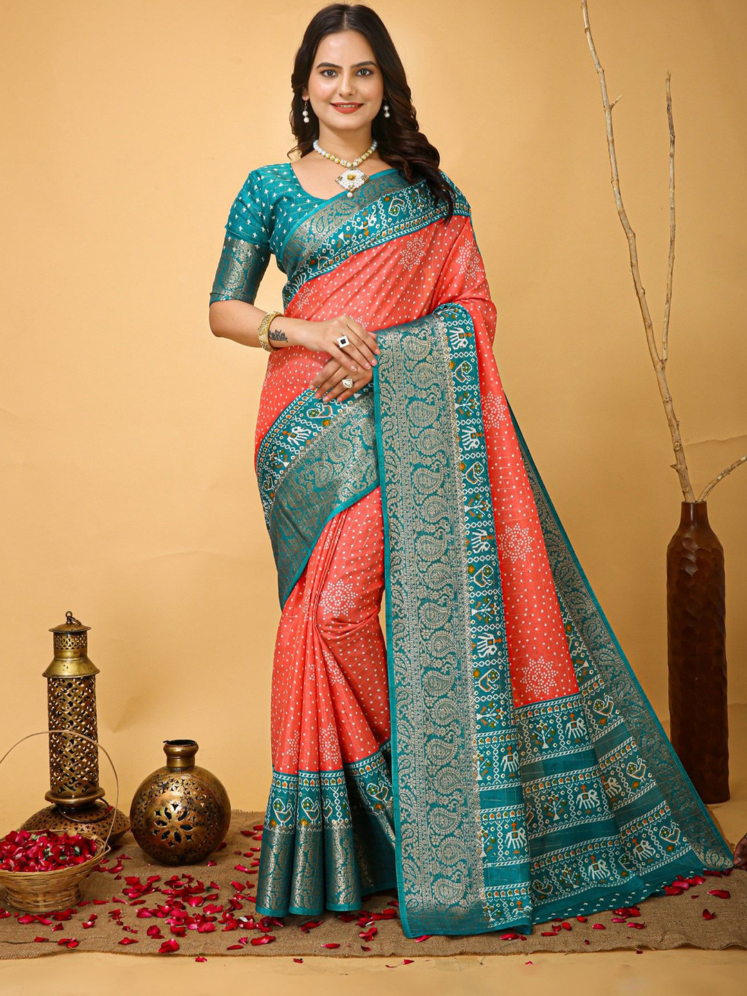 DIVASTRI Zari Bandhani Saree With Unstitched Blosue Piece