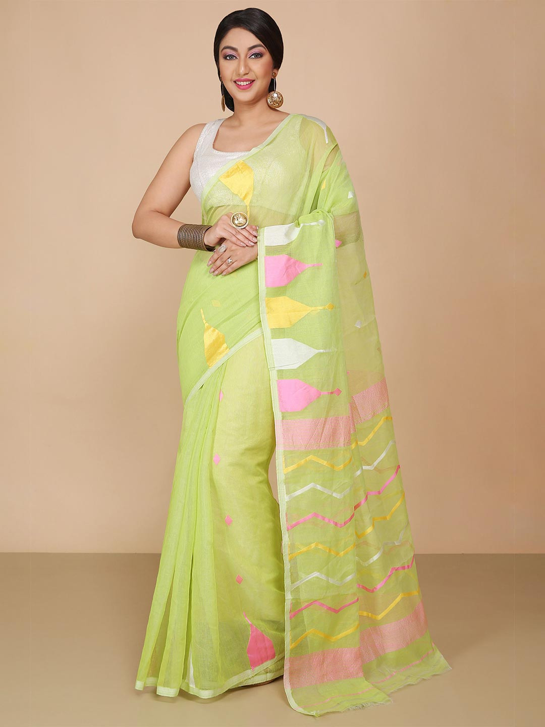 BENGAL HANDLOOM Embroidered Jamdani Saree