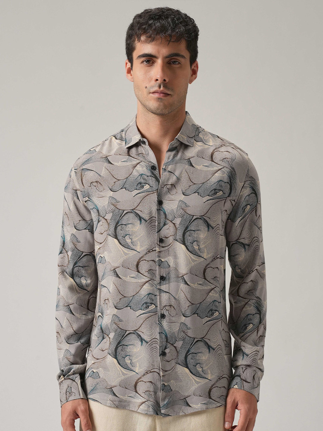 Banana Club Men Gray Blue Lines Print Feather Shirt