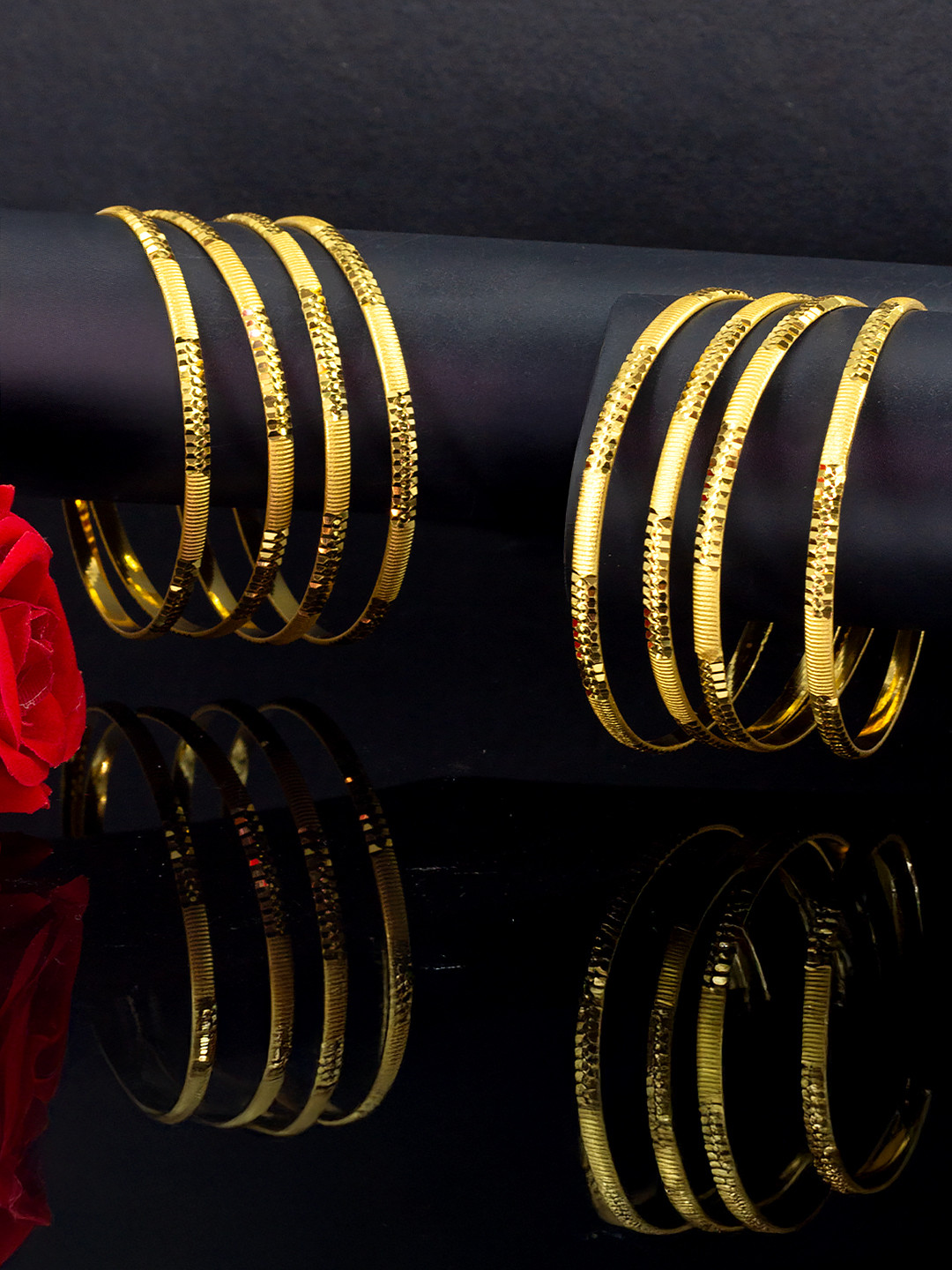 PRIVIU Set Of 8 Gold-Plated Minimal Bangles