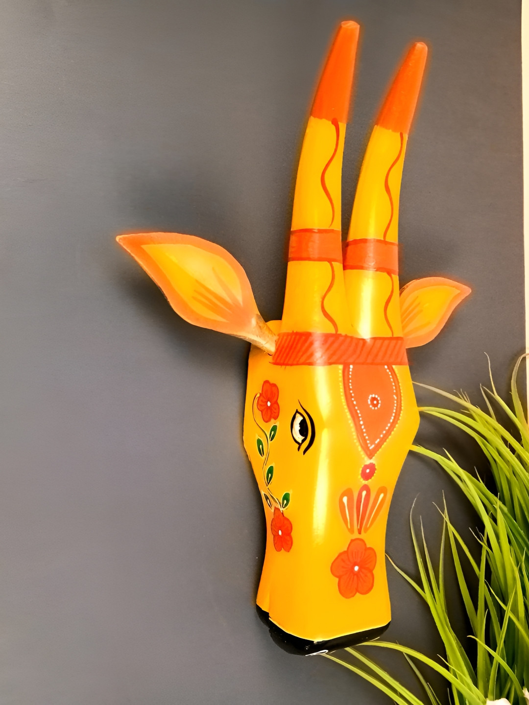 apka mart Red & Yellow Cow Head Printed Wooden Wall Hanging