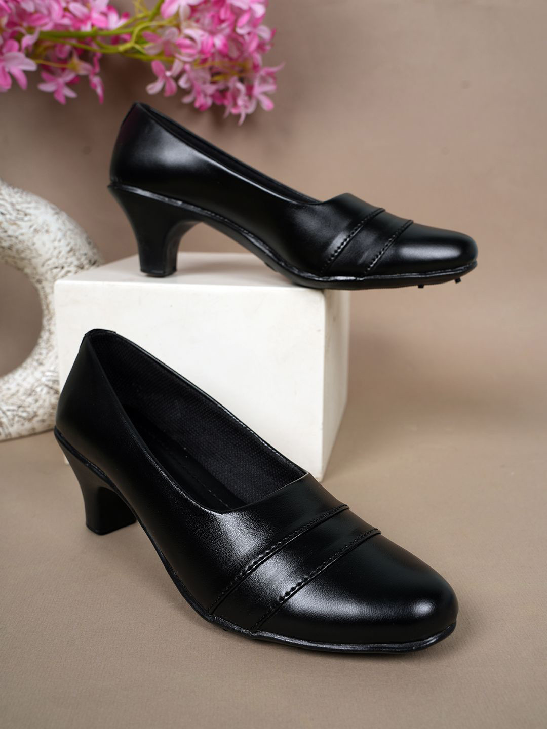Walkfree Women Slip On Formal Bellie Shoes
