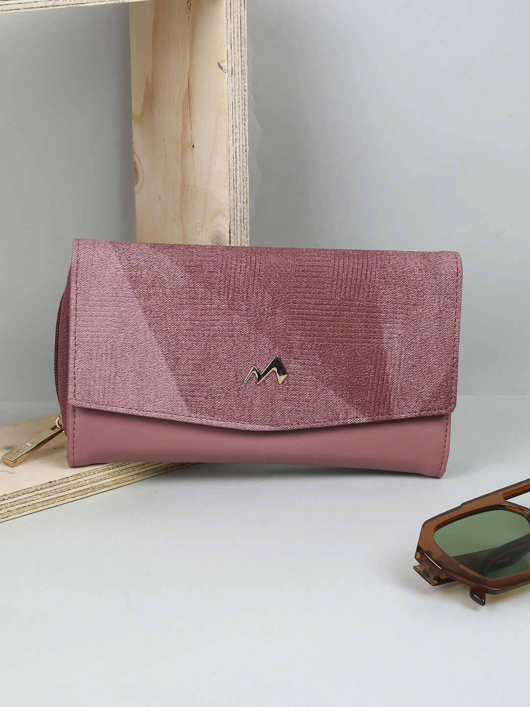 Metro Women Textured Three Fold Wallet