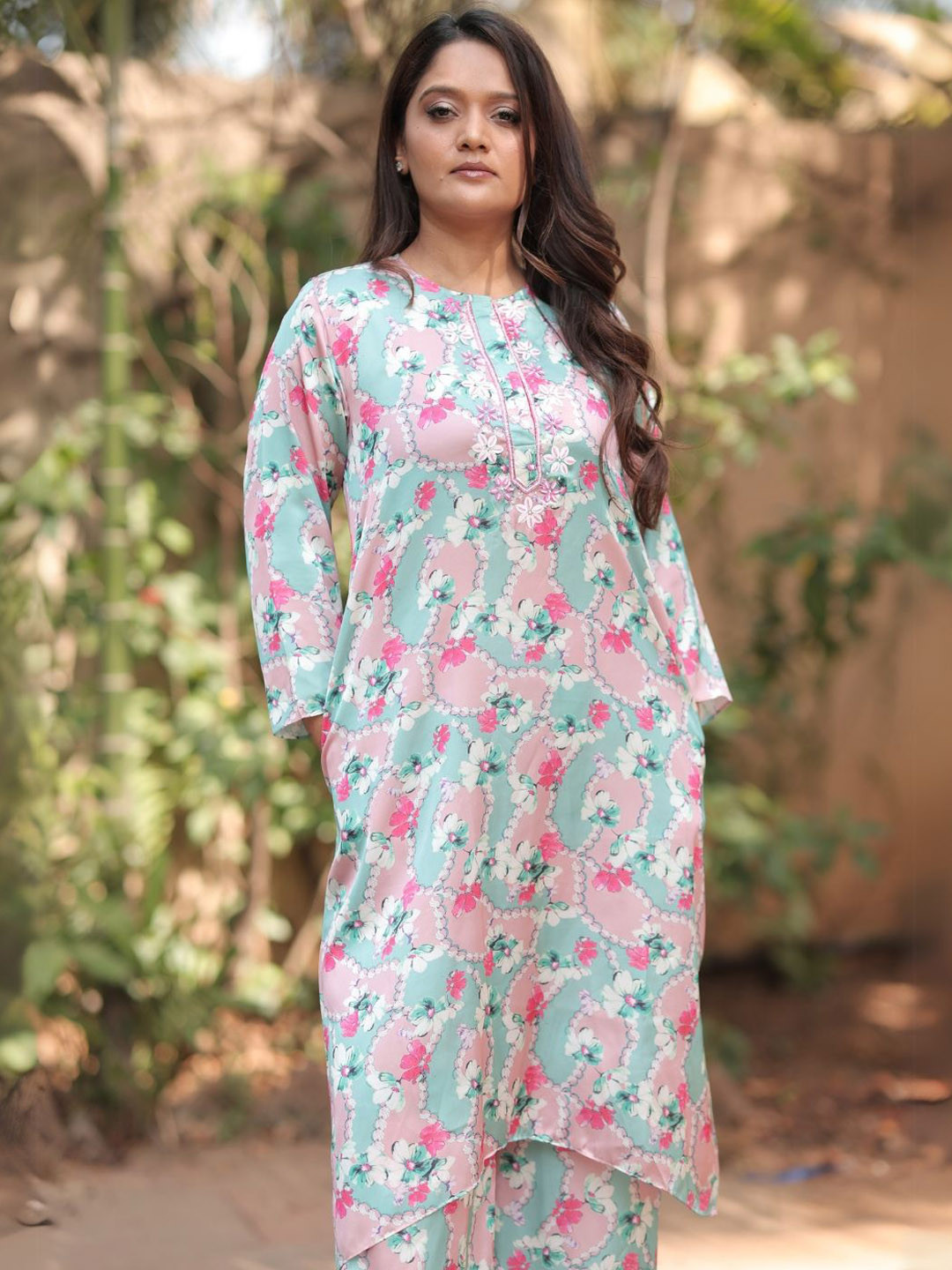 Svamsa Jacobian Floral Printed Round Neck Tunic & Trousers