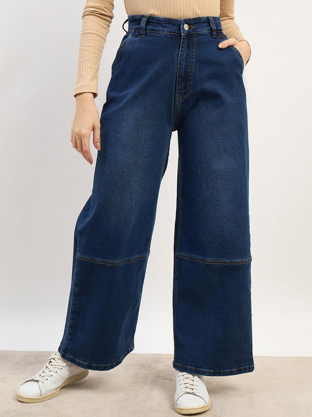 Styli Women Flared High-Rise Clean Look Stretchable Jeans