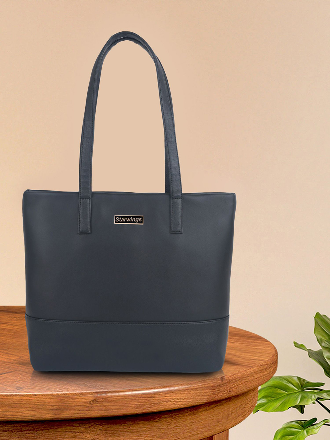 STARWINGS Structured Shoulder Bag with Bow Detail