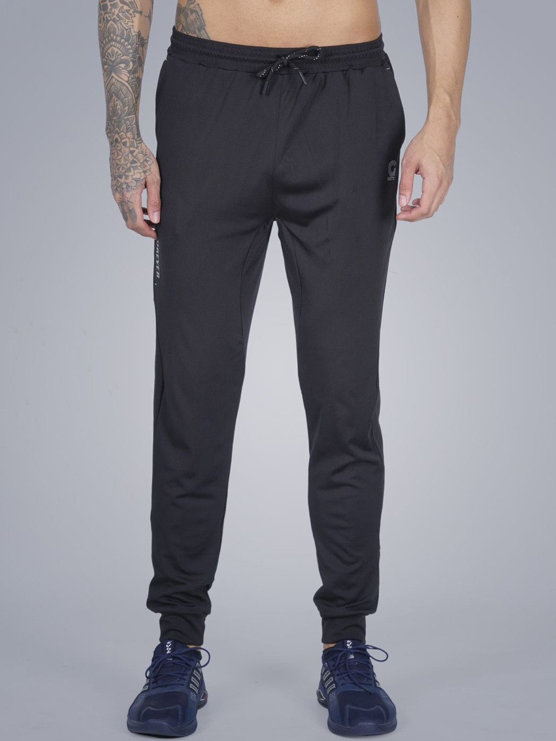 GOTO Men Brand Logo Printed Mid Rise Dri-FIT Sports Joggers