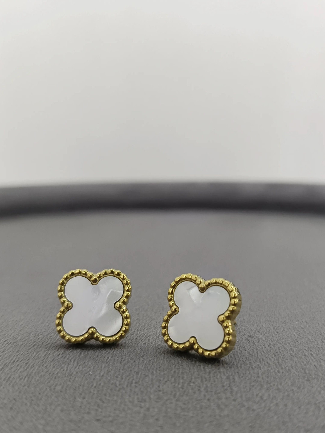 ZAISHA 18k Gold-Plated White Clover Stud Earrings